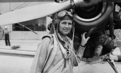 FLYULYKKE: Joseph P. Kennedy Jr. mistet livet på jobb for marinen i 1944. Den eldste Kennedy-broren ble bare 29 år gammel. Foto: NTB Scanpix FLYULYKKE: Joseph P. Kennedy Jr. mistet livet på jobb for marinen i 1944. Den eldste Kennedy-broren ble bare 29 år gammel. Foto: NTB Scanpix